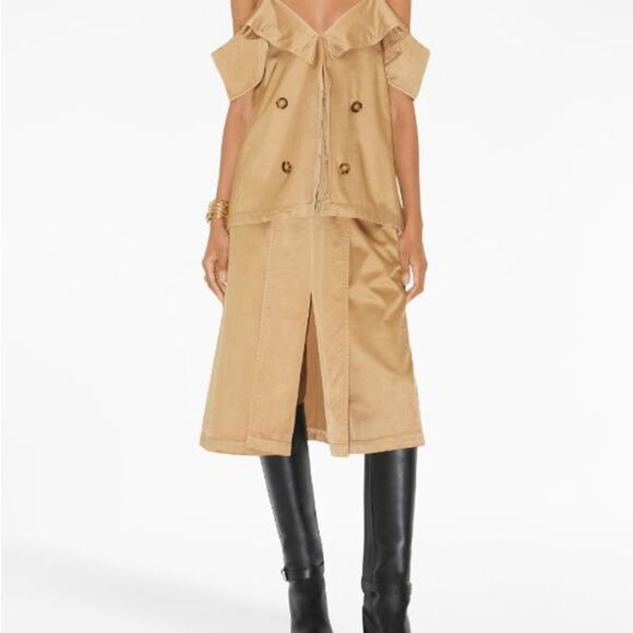 Burberry Beige Off-Shoulder Buttoned Top 6 - Picture 2 of 8